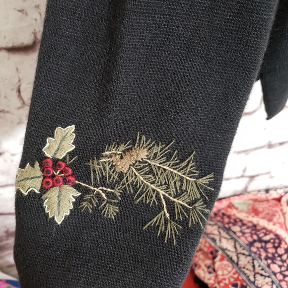 Woolrich Embroidered Sweater - Picture 2 of 5